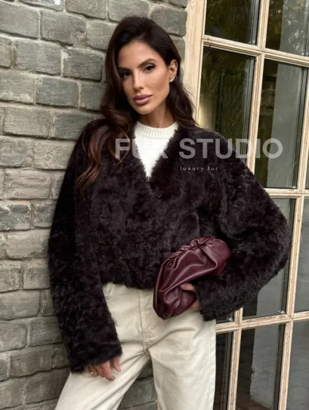 Укороченная шуба из овчины калган - фото 6