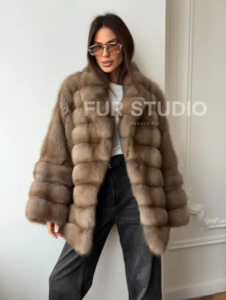 Шуба оверсайз из куницы - фото 6