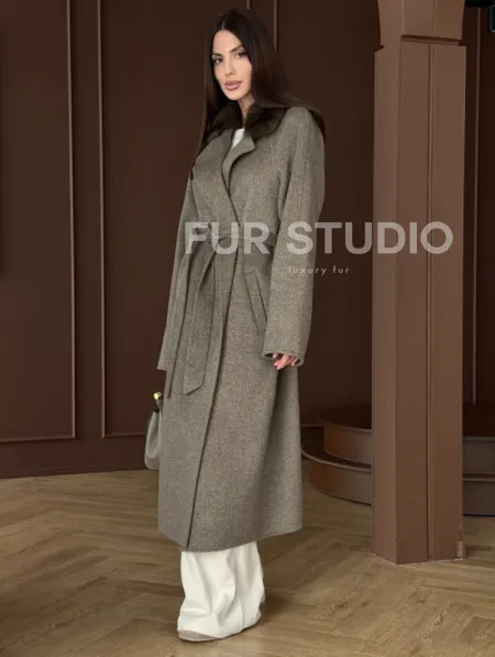 Пальто с воротником из соболя - фото 6