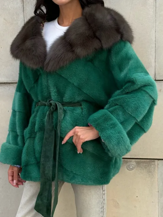 Шуба кимоно из норки с капюшоном из меха куницы - цвет малахит (зеленый) - фото 5