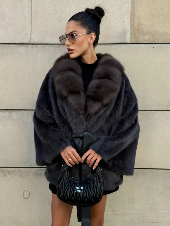 Летучая мышь из меха норки с воротником из куницы - цвет темный графит - фото 6