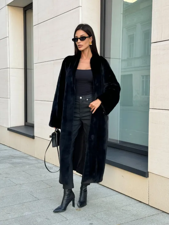 Меховое пальто из аукционного меха норки SAGA FURS, V-образный воротник - фото 9