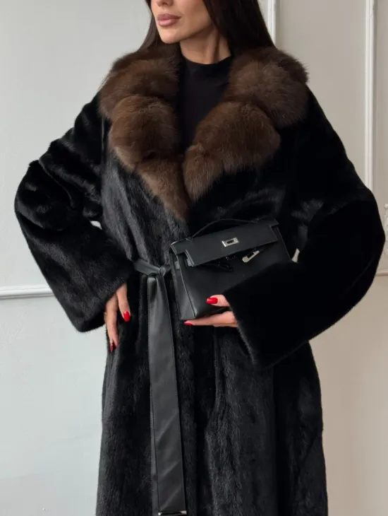 Шуба кимоно LUXURY FASHION из аукционной норки NAFA MINK с английским воротником из меха соболя - фото 1