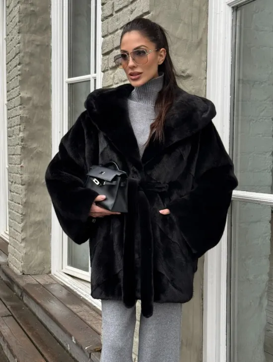 Шуба из канадской норки с капюшоном кобра, фасон летучая мышь - фото 2