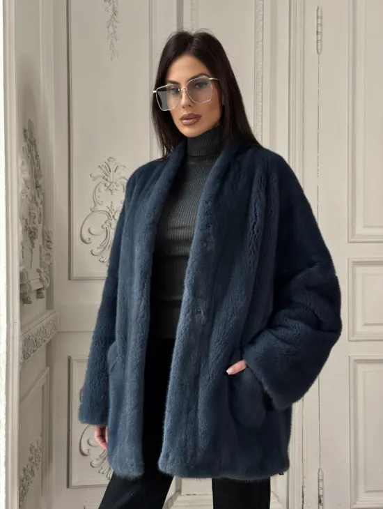 Женский меховой жакет из скандинавской норки с V-образным воротником - фото 9