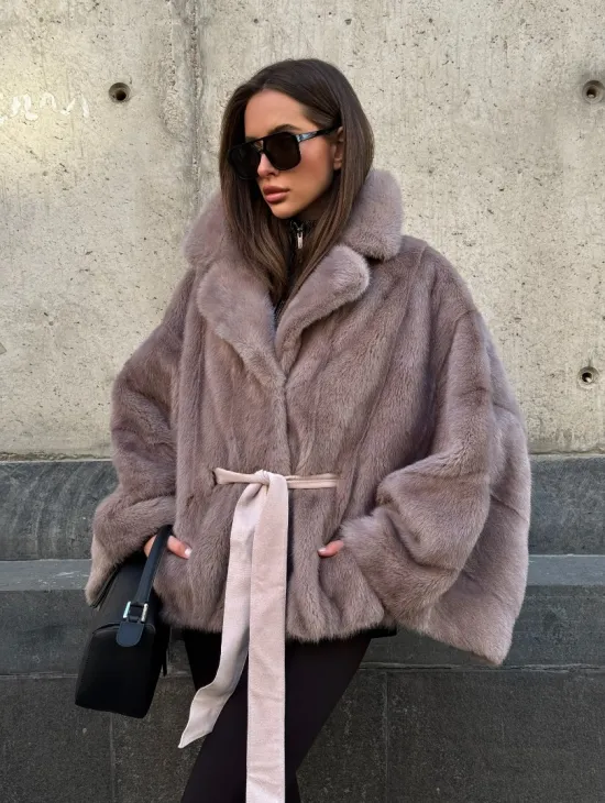 Автоледи из норки под пояс, фасон 