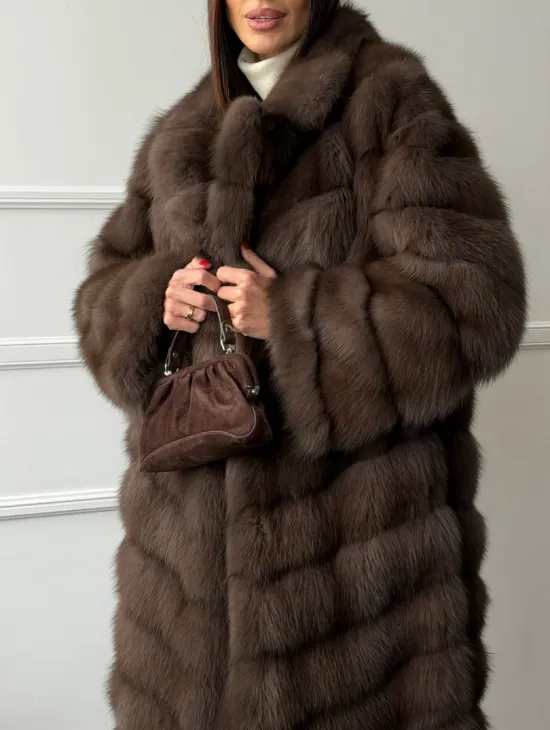 Длинная шуба из меха куницы Exclusive fur - фото 2