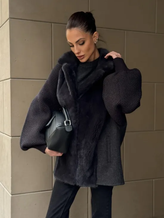 Шерстяная женская куртка с отделкой из меха норки - фото 9