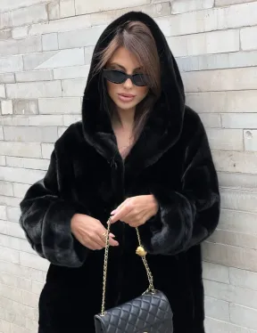 Шуба из меха норки SAGA FURS с капюшоном - фото 1