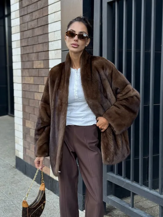 Модная шуба из норки 2025 - фото 10