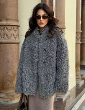 Дубленка серого цвета - двухсторонняя - фото 9