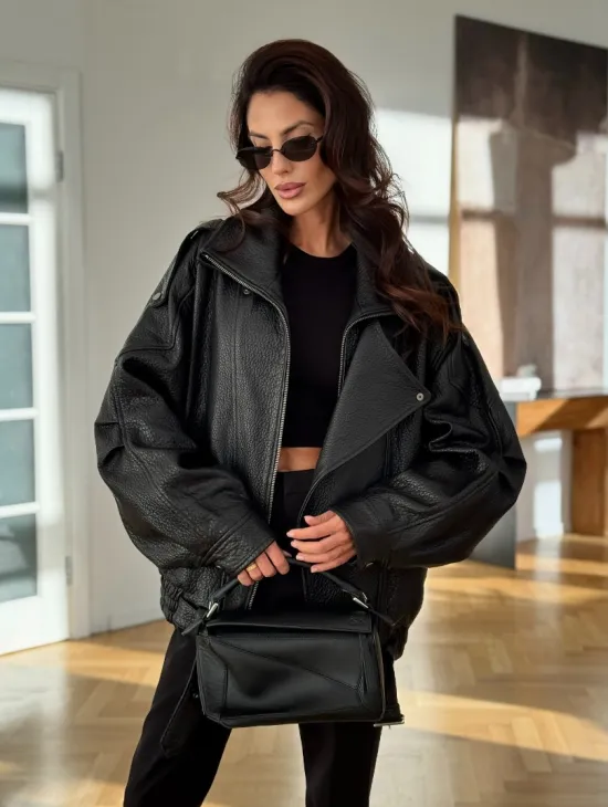 Черная кожаная куртка - фото 4