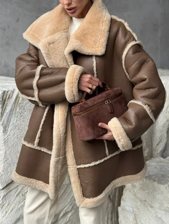 Коричневая женская дубленка - фото 4