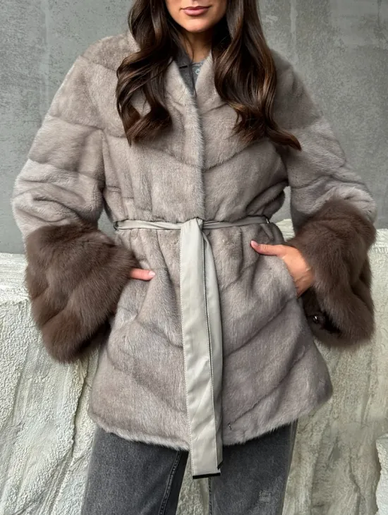 Норковое полупальто с меховыми манжетами из куницы - фото 3