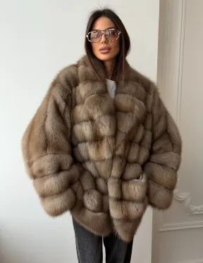 Шуба оверсайз из куницы - фото 0