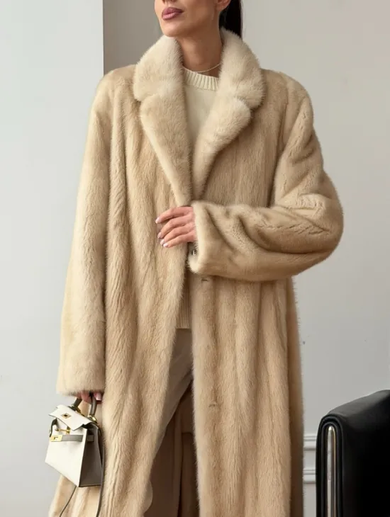 Длинная норковая шуба в натуральном цвете пастель - фото 4