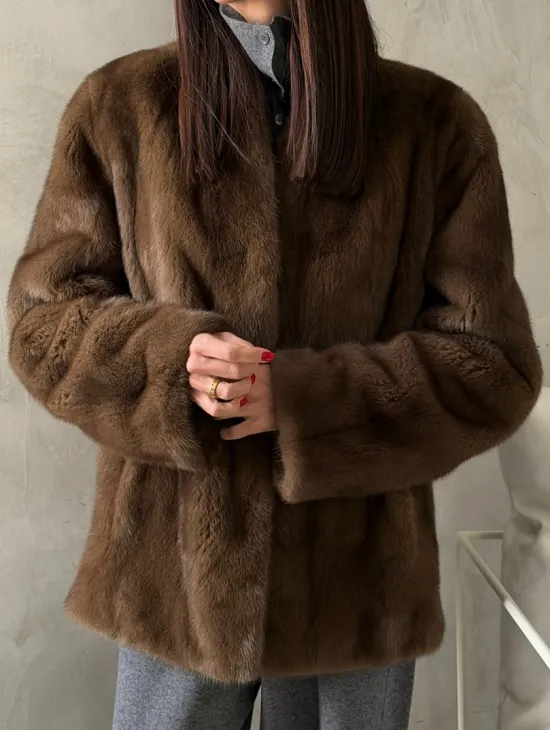 Шуба женская из меха норки - фото 2