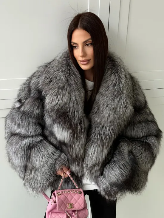 Полушубок из натурального меха чернобурки - фото 8