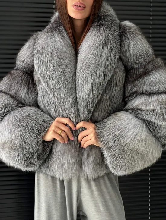 Полушубок - кроп из меха блюфрост - фото 1