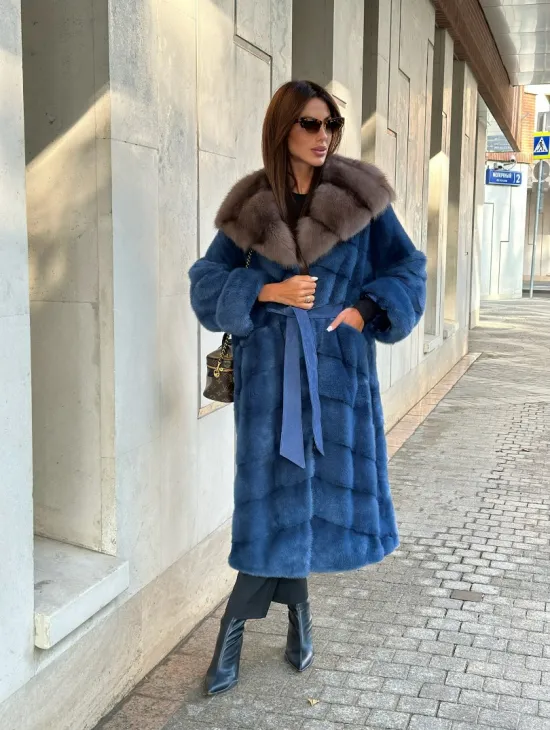 Роскошная норковая шуба с капюшоном из меха куницы - цвет королевский синий - фото 7