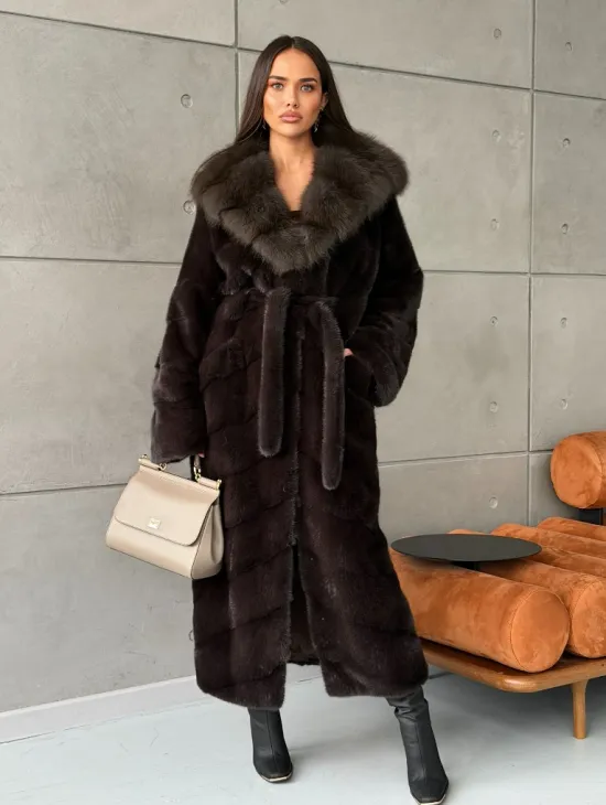Шуба норковая с капюшоном из меха куницы - цвет уголь - фото 0