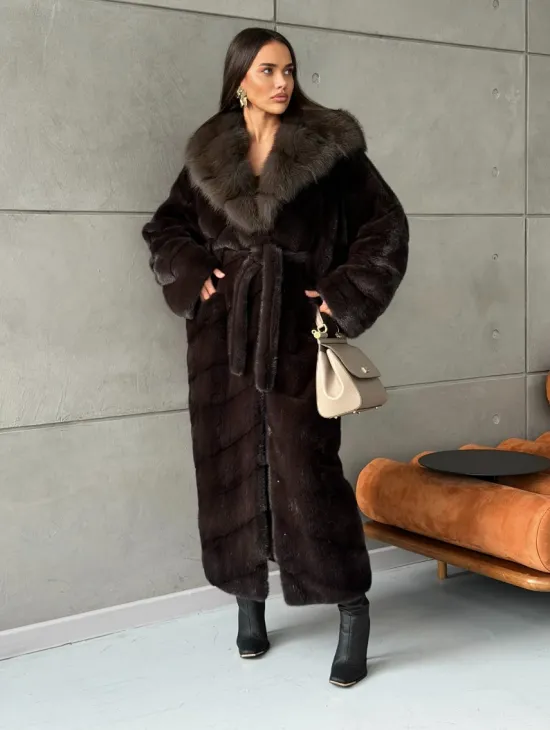 Шуба норковая с капюшоном из меха куницы - цвет уголь - фото 6