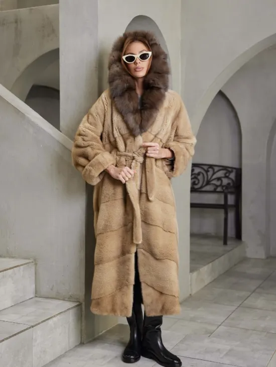 Длинная норковая шуба кимоно, карамель капюшон куница - фото 0