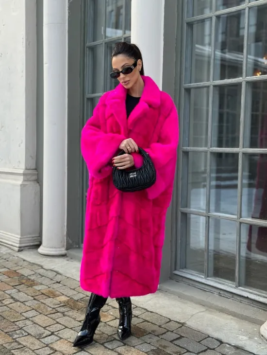 Шуба из меха норки в стиле Oversize - цвет фуксия - фото 4