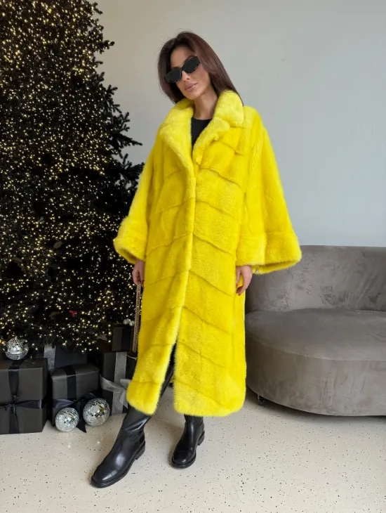 Шуба норковая в стиле Oversize - цвет лимонный - фото 3